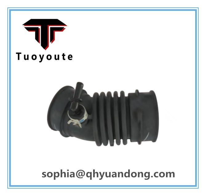 AIR INTAKE HOSE TOYOTA 17881-0Y250