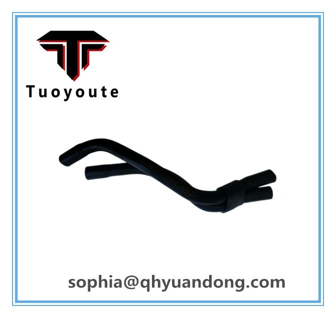 RADIATOR HOSE 5U0121156